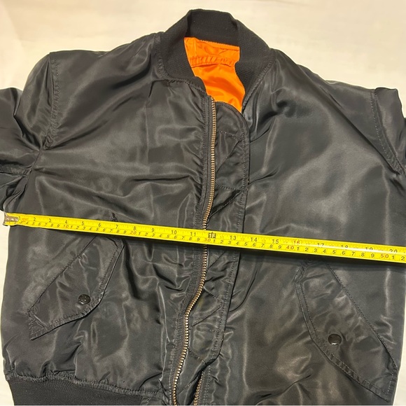 Alpha Industries Women’s Black Bomber Jacket - Picture 10 of 10